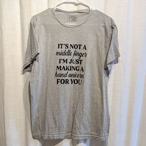 B5 Aeropostale T-shirt Size Large